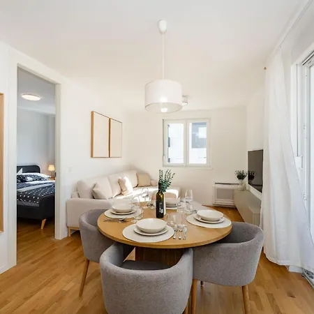Luxury Niko - Garage Space And Panoramic View Apartment