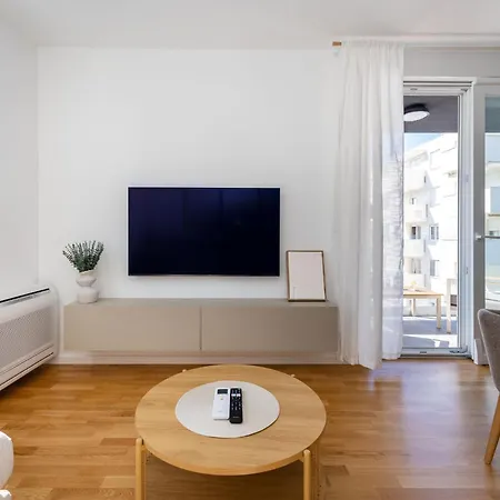 Luxury Niko - Garage Space And Panoramic View Apartment