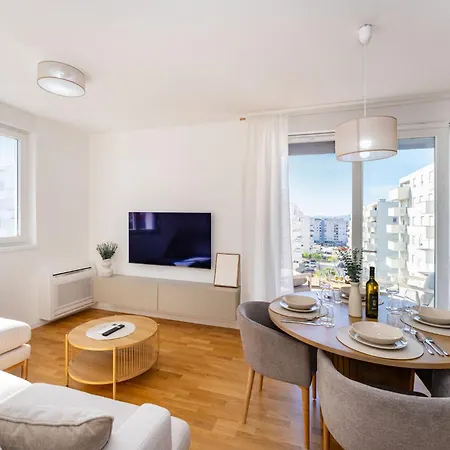 Apartment Luxury Niko - Garage Space And Panoramic View