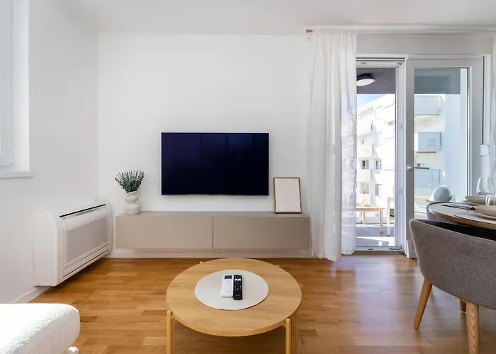 Luxury Niko - Garage Space And Panoramic View Апартаменты