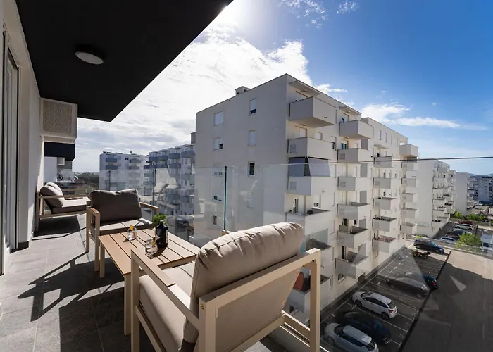 Luxury Niko - Garage Space And Panoramic View *